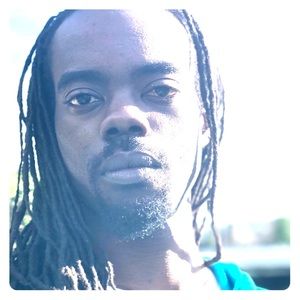 Meet your Posher, Larry